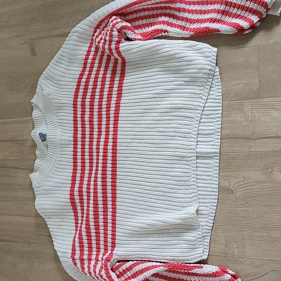 Stripped knitting sweater - Picture 1 of 3